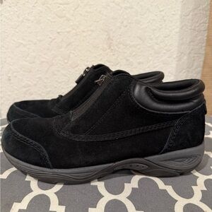 Easy Spirit Exclaim Boots Women's 6 Black Suede Round Toe Ankle Bootie KHD2130